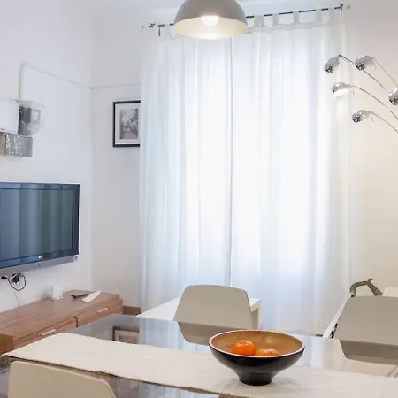Playa A 500M En El Centro Historico De Alicante - Holidays B&F Apartment Alicante