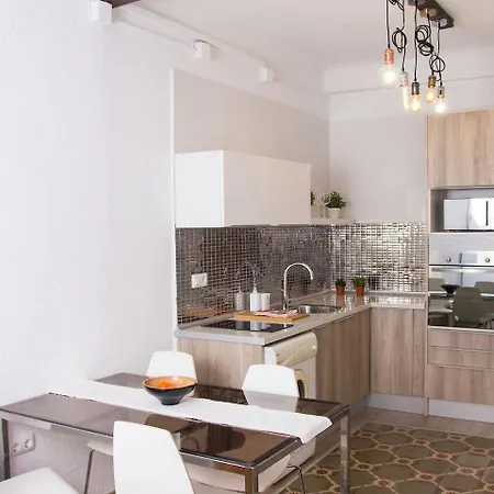 Playa A 500M En El Centro Historico De Alicante - Holidays B&F Apartment *