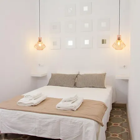 Playa A 500M En El Centro Historico De Alicante - Holidays B&F