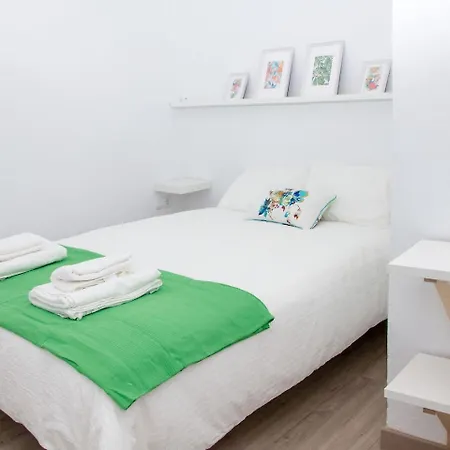 Playa A 500M En El Centro Historico De Alicante - Holidays B&F Apartment Alicante
